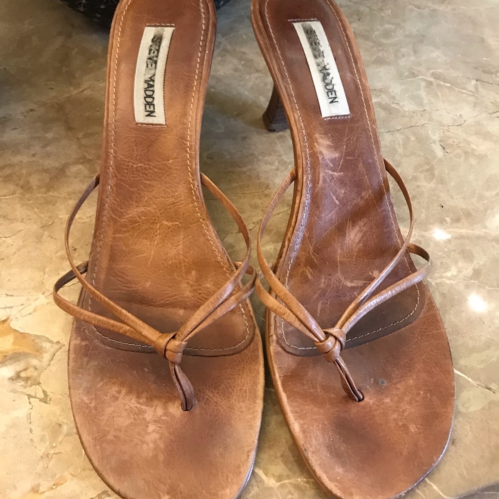 Steve Madden tan sandals size 11
